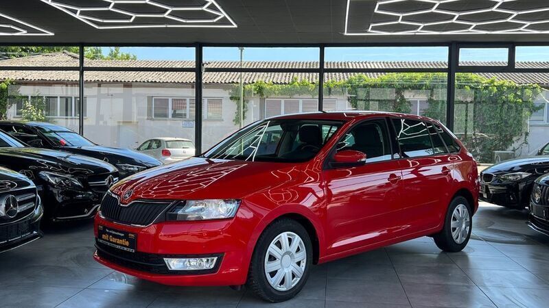 Rot Gebraucht 2016 Skoda Rapid Joy Limousine | 11.850 € (Etwas zu teuer) - Bild 1/4