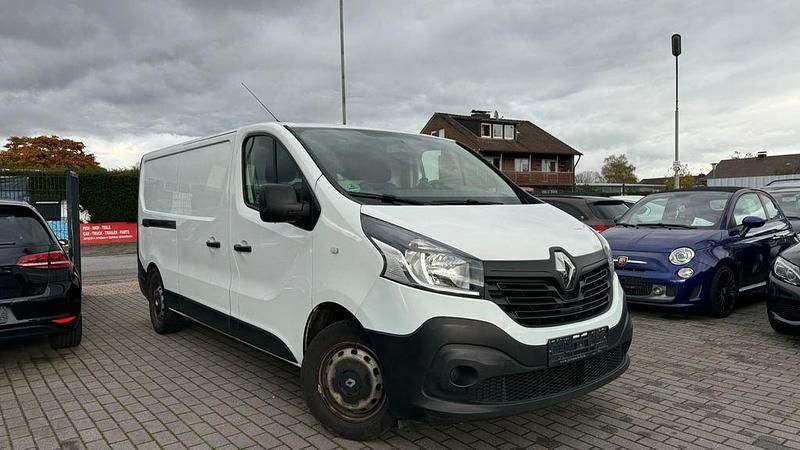 Weiß Gebraucht 2017 Renault Trafic Komfort Van | 7.700 € (Fairer Preis) - Bild 1/4
