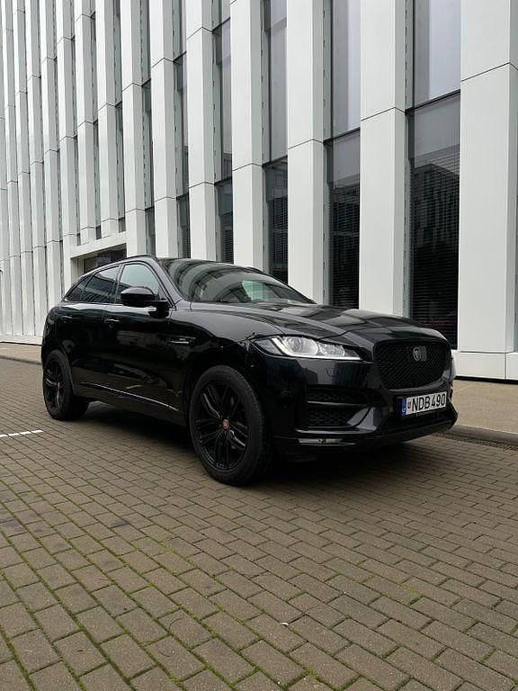 Schwarz Gebraucht 2018 Jaguar F-Pace R-Sport SUV | 21.500 € (Teuer) - Bild 1/4