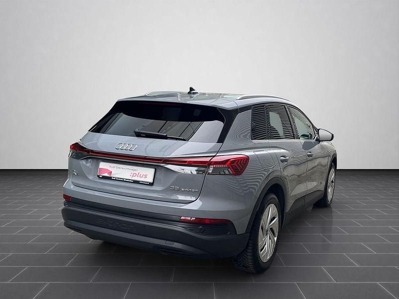 Gebraucht Audi Q4 e-tron Ambiente 125 kW (170 PS) 2023 Kieselgrau SUV