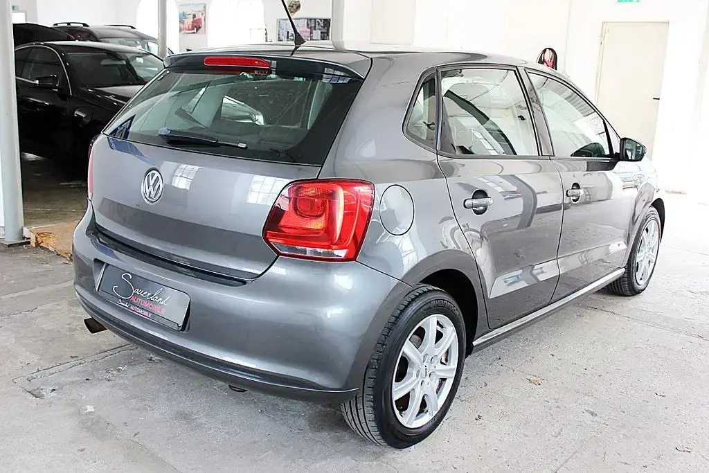 Gebraucht VW Polo Comfortline 105 PS (77 kW) 2012 Grau Kleinwagen