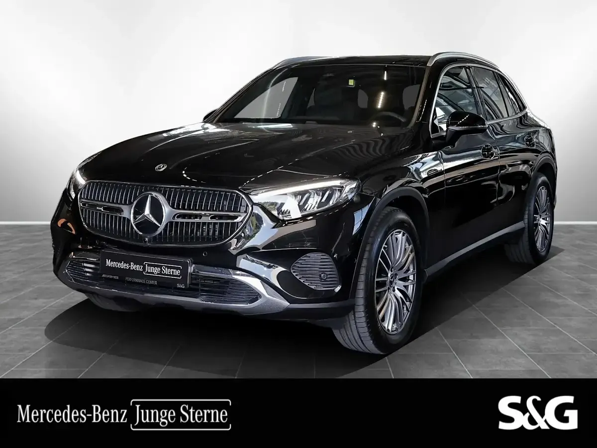 Gebraucht Mercedes GLC200 204 PS (150 kW) 2025 SUV