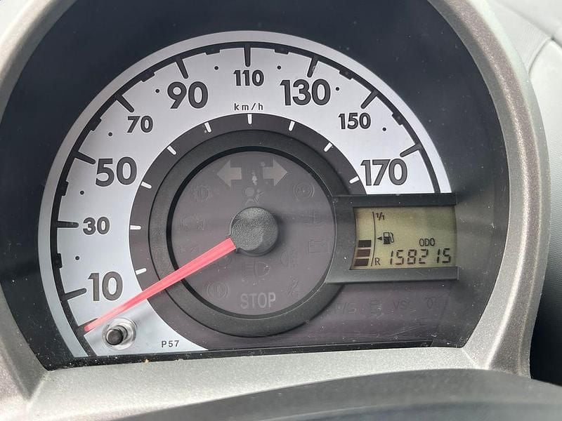 Gebraucht Toyota Aygo 68 PS (50 kW) 2007 Grau Kleinwagen