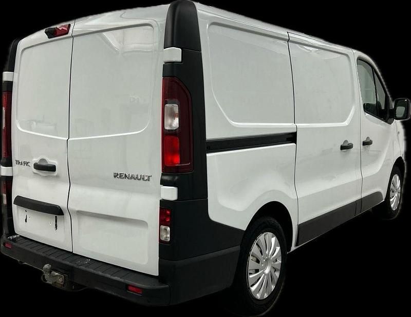 Gebraucht Renault Trafic Komfort 125 PS (91 kW) 2018 Weiß Van / Kleinbus