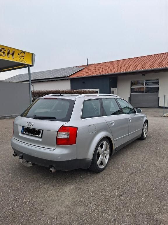 Gebraucht Audi A4 Performance 220 PS (161 kW) 2001 Silber Kombi