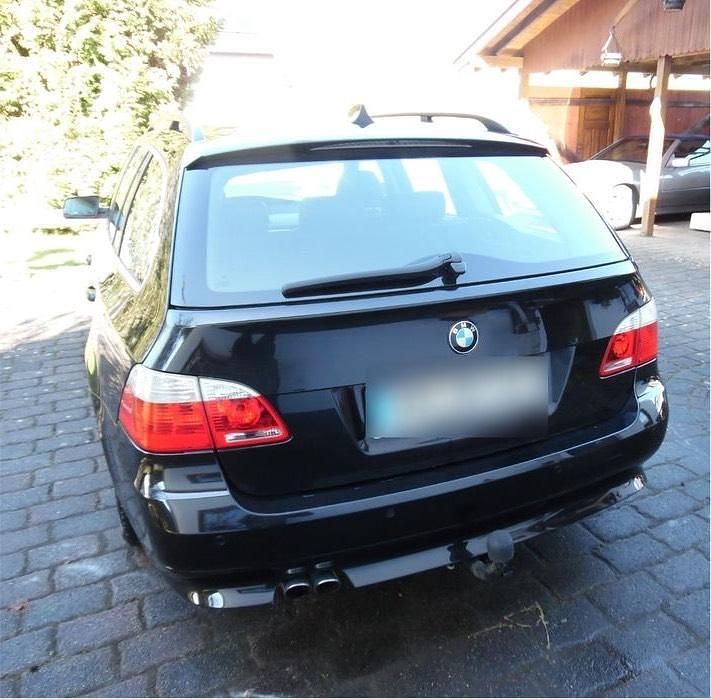 Gebraucht BMW 525 192 PS (141 kW) 2004 Schwarz Kombi
