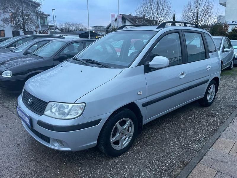 Silber Gebraucht 2006 Hyundai Matrix GLS Van / Kleinbus | 2.697 € (Fairer Preis) - Bild 1/4