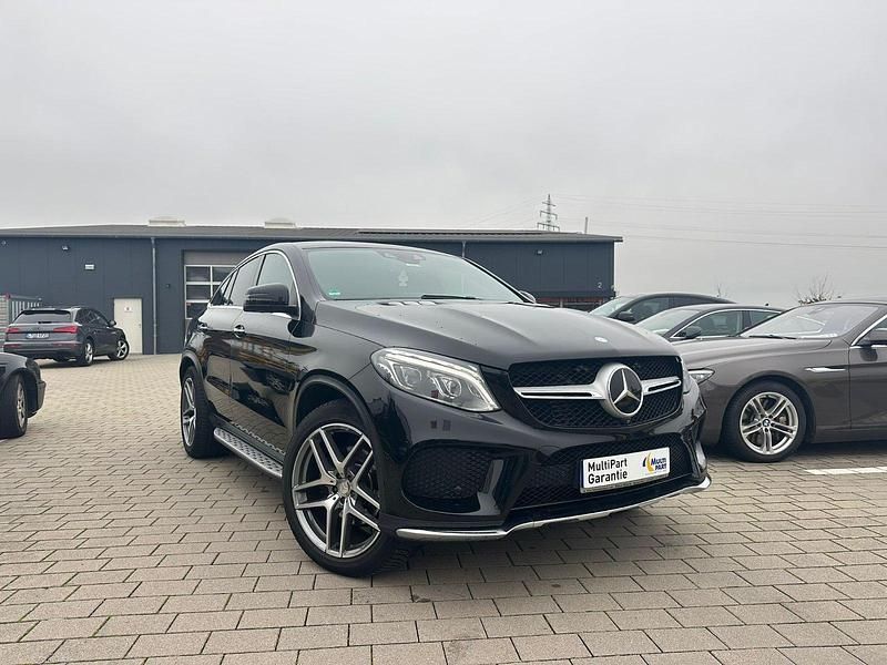 Schwarz Gebraucht 2016 Mercedes GLE350 AMG line Coupé | 35.990 € (Teuer) - Bild 1/4