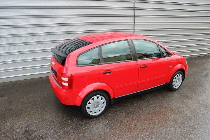 Gebraucht Audi A2 75 PS (55 kW) 2005 Rot Kleinwagen