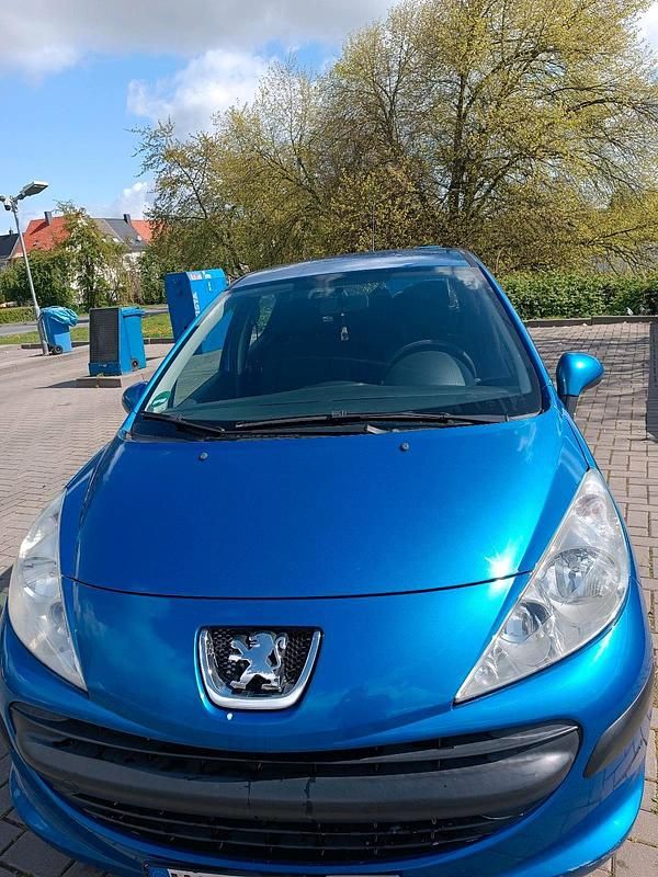 Gebraucht Peugeot 207 75 PS (55 kW) 2006 Blau Kleinwagen