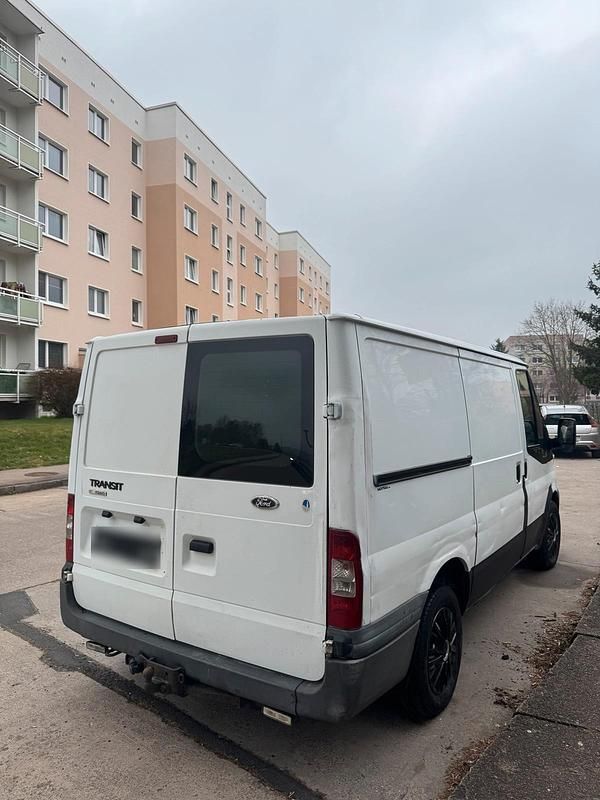 Gebraucht Ford Transit 116 PS (85 kW) 2010 Weiß Van / Kleinbus