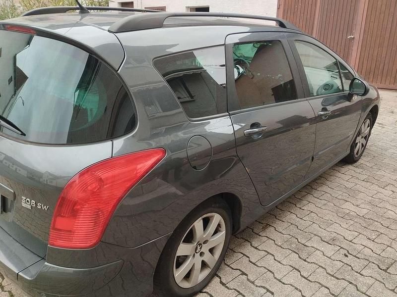 Gebraucht Peugeot 308 SW Active 111 PS (81 kW) 2012 Kombi
