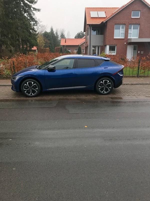 Blau Gebraucht 2021 Kia EV6 GT-Line SUV | 29.000 € (Fairer Preis) - Bild 1/4