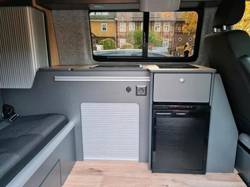 Gebraucht VW Transporter 102 PS (75 kW) 2019 Weiß Van