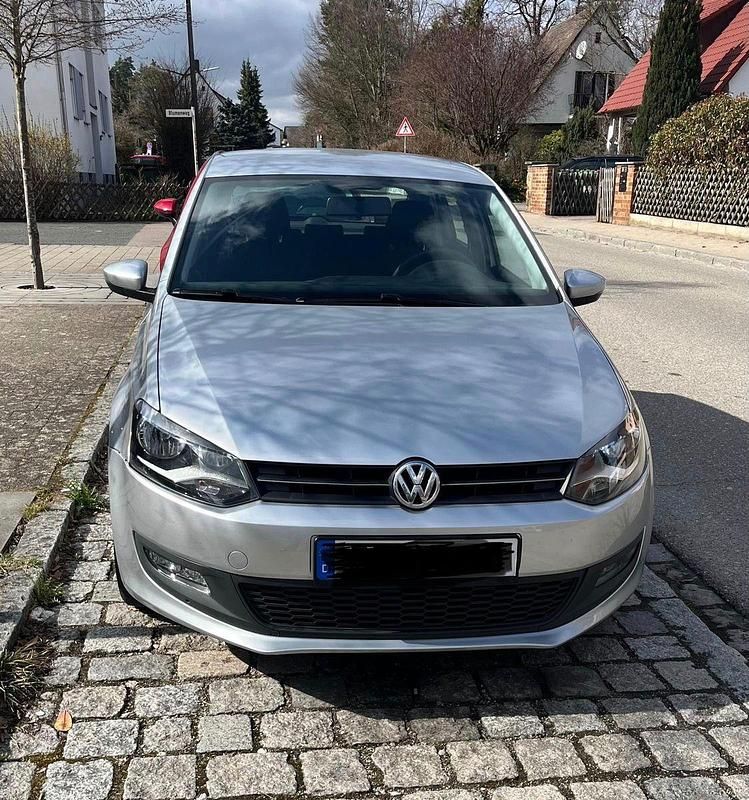 Gebraucht VW Polo 69 PS (50 kW) 2011 Silber Kleinwagen