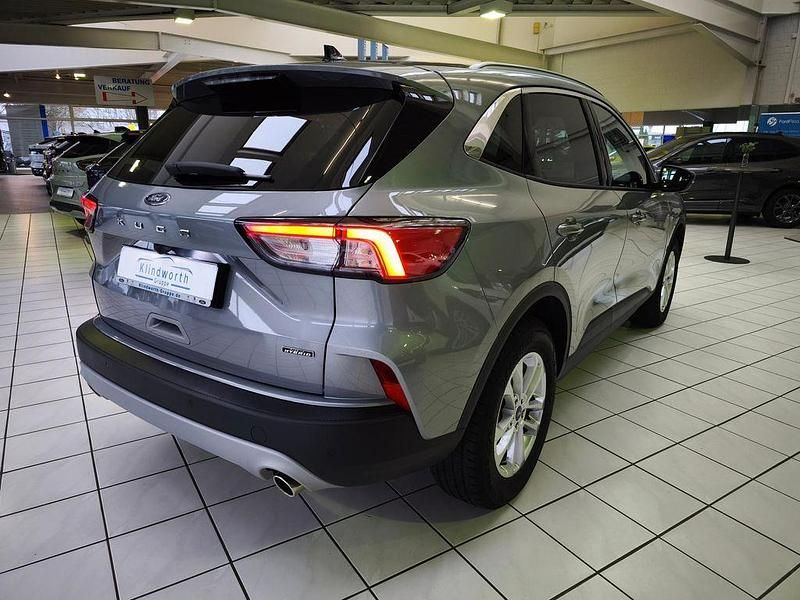 Gebraucht Ford Kuga Titanium 224 PS (164 kW) 2024 Silber SUV