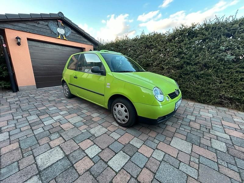 Grün Gebraucht 2002 VW Lupo Kleinwagen | 400 € - Bild 1/4