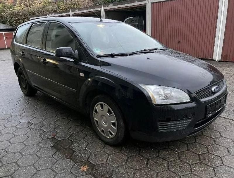 Gebraucht Ford Focus 101 PS (74 kW) 2005 Schwarz Kombi