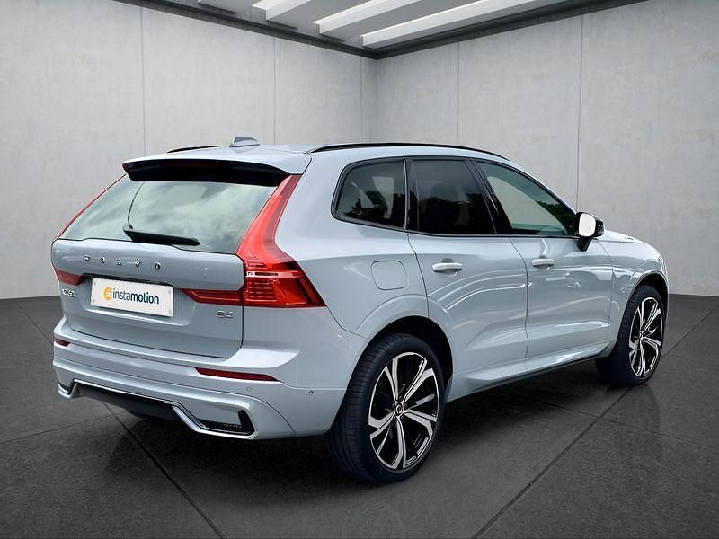 Gebraucht Volvo XC60 Plus 197 PS (144 kW) 2024 Grau SUV
