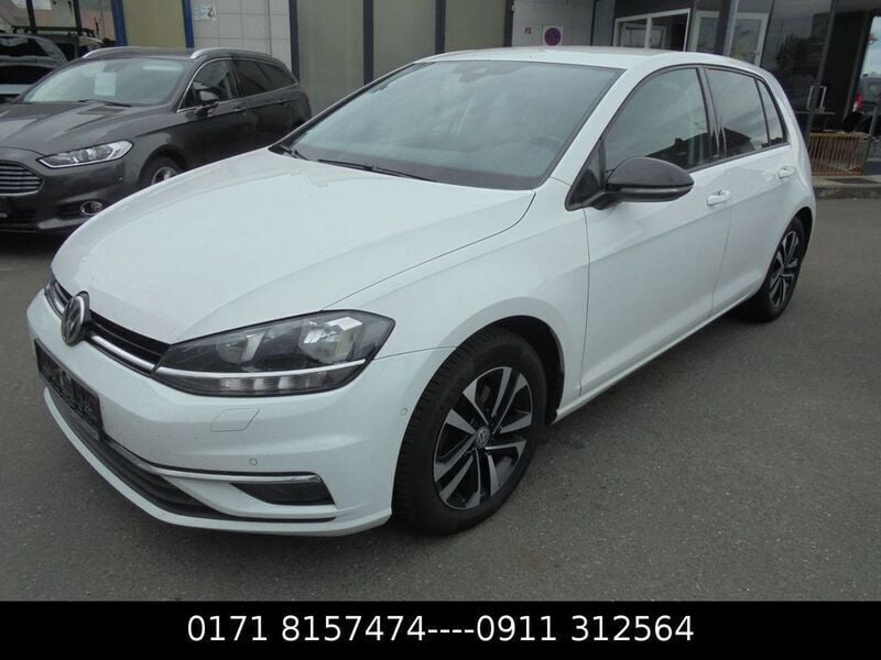 Weiß Gebraucht 2019 VW Golf VII IQ Drive Limousine | 13.900 € (Fairer Preis) - Bild 1/4
