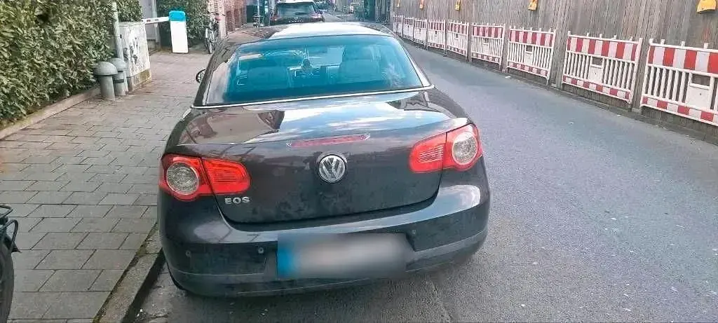Gebraucht VW Eos 150 PS (110 kW) 2006 Braun Cabrio