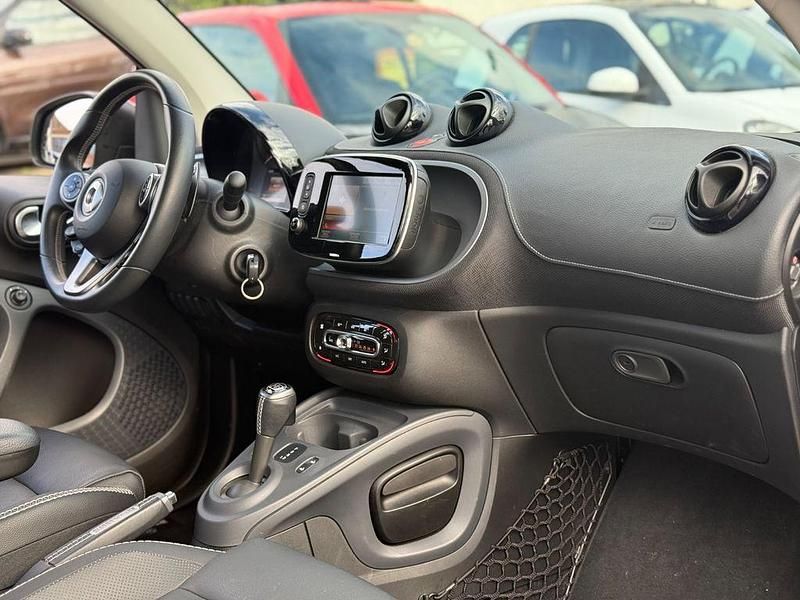 Gebraucht Smart ForTwo Cabrio Brabus 90 PS (66 kW) 2019 Weiß Cabrio