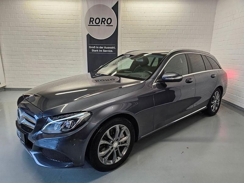 Gebraucht Mercedes C250 204 PS (150 kW) 2015 Grau Limousine