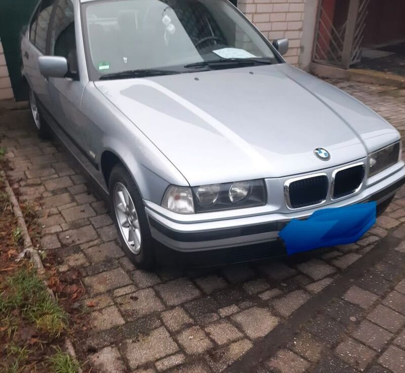 Silber Gebraucht 1997 BMW 316 Limousine | 3.999 € (Fairer Preis) - Bild 1/4