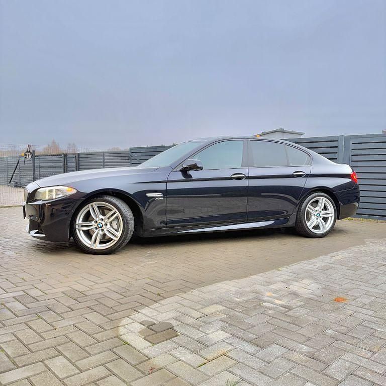 Gebraucht BMW 550 Performance 408 PS (300 kW) 2011 Blau Limousine