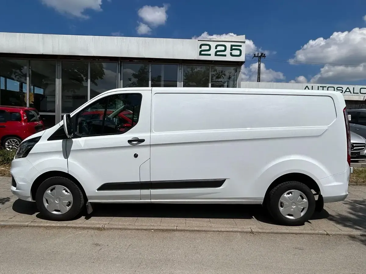Gebraucht Ford Transit Custom 105 PS (77 kW) 2022 Weiß Kombi