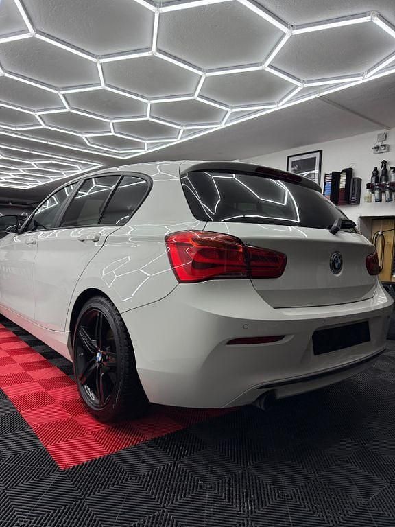 Gebraucht BMW 118 Sport Line 136 PS (100 kW) 2018 Weiß Kleinwagen