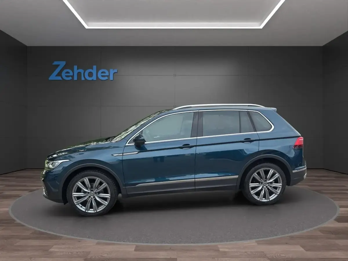 Używany VW Tiguan Elegance 150 KM (110 kW) 2024 Niebieski SUV