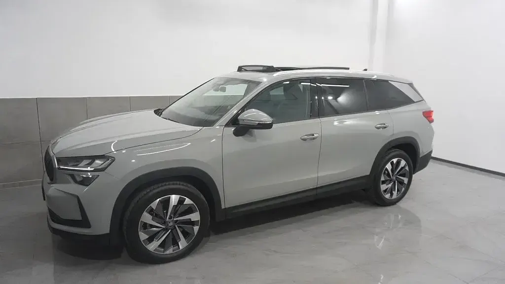 Gebraucht Skoda Kodiaq Selection 150 PS (110 kW) 2025 Grau SUV