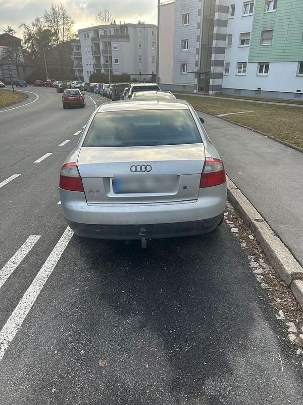 Gebraucht Audi A4 163 PS (119 kW) 2003 Grau Limousine