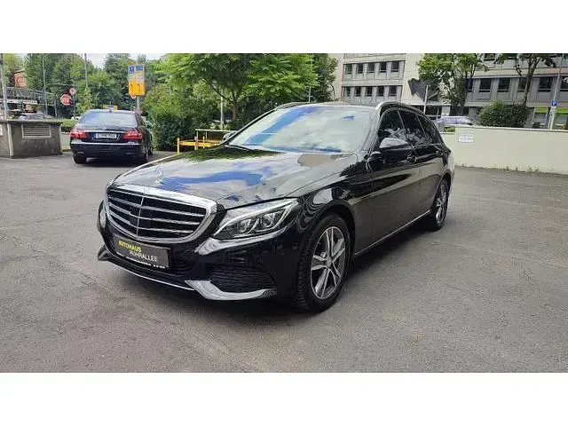 Gebraucht Mercedes C250 Exclusive 211 PS (155 kW) 2015 Obsidianschwarz (metallic) Kombi