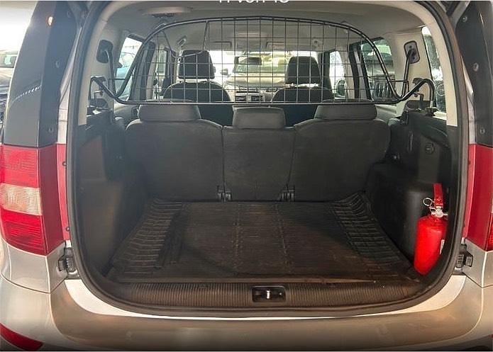 Gebraucht Skoda Yeti Active 110 PS (80 kW) 2016 Silber SUV