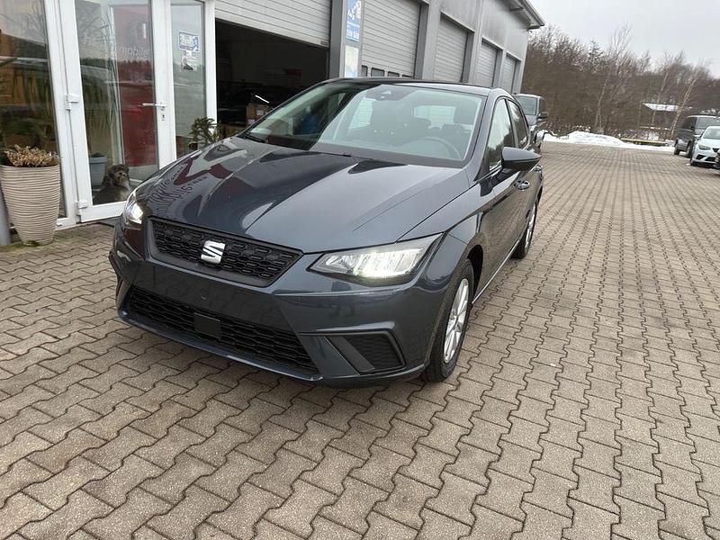 Gebraucht Seat Ibiza Style 95 PS (69 kW) 2025 Grau Kleinwagen