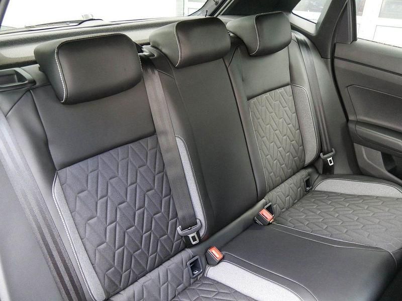Neu VW Polo 95 PS (69 kW) 2026 Grau Kleinwagen