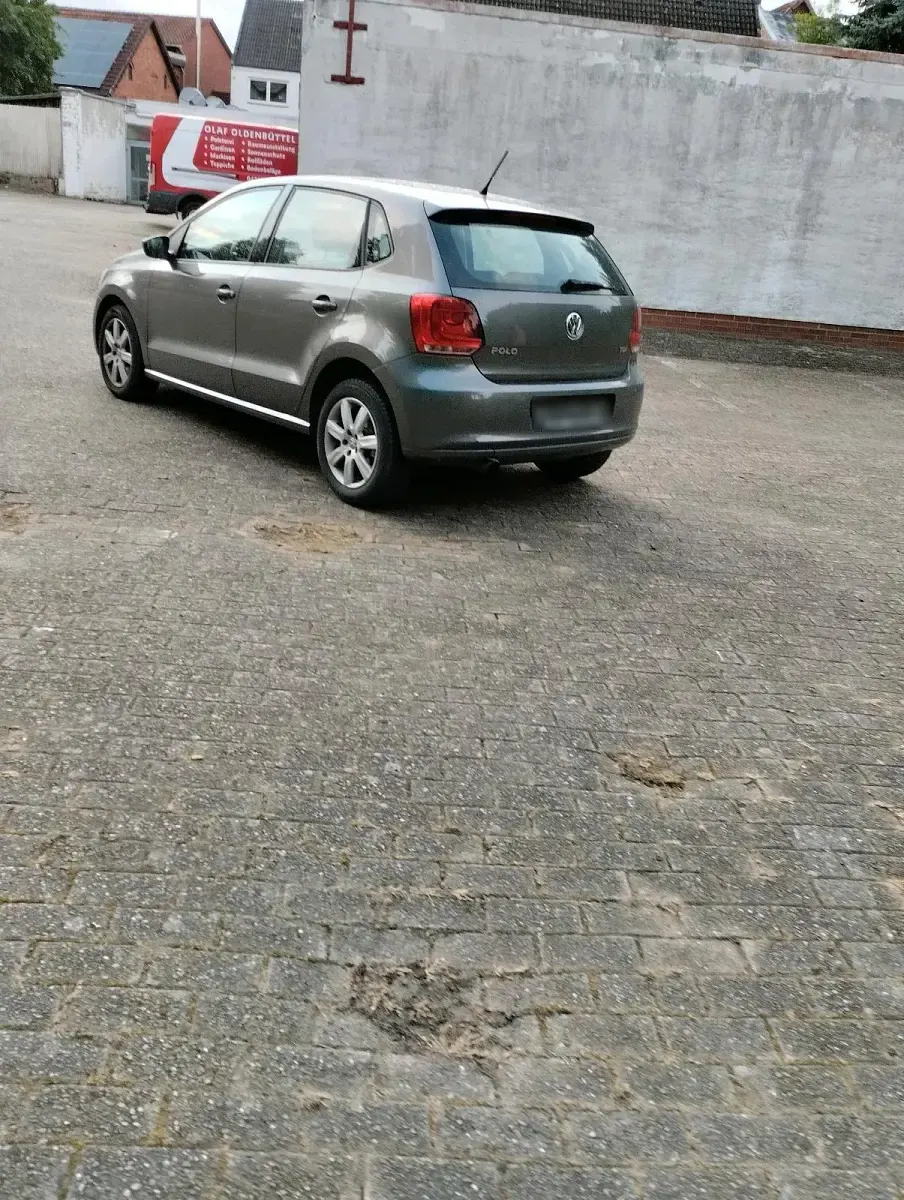Gebraucht VW Polo 105 PS (77 kW) 2010 Grau Kleinwagen