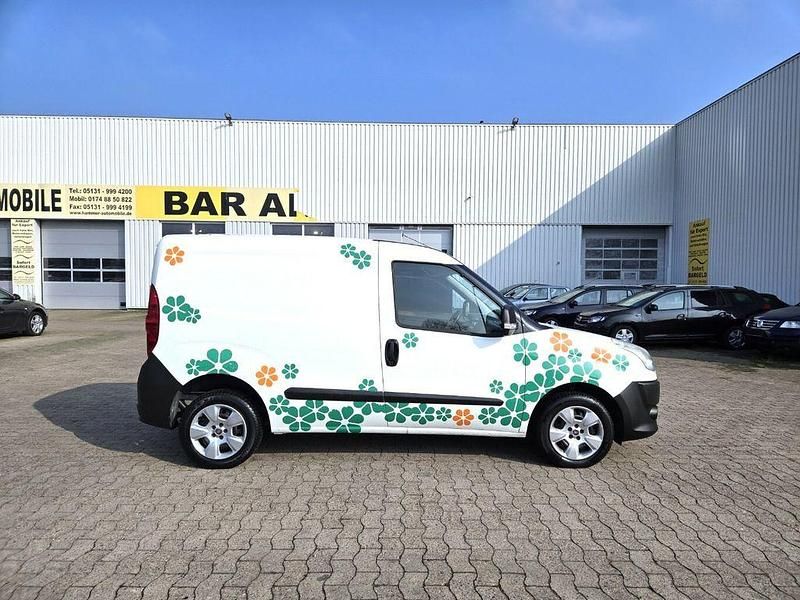 Gebraucht Fiat Doblò 90 PS (66 kW) 2013 Weiß Van / Kleinbus