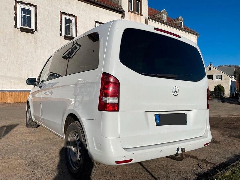 Gebraucht Mercedes Vito 190 PS (139 kW) 2017 Weiß Van