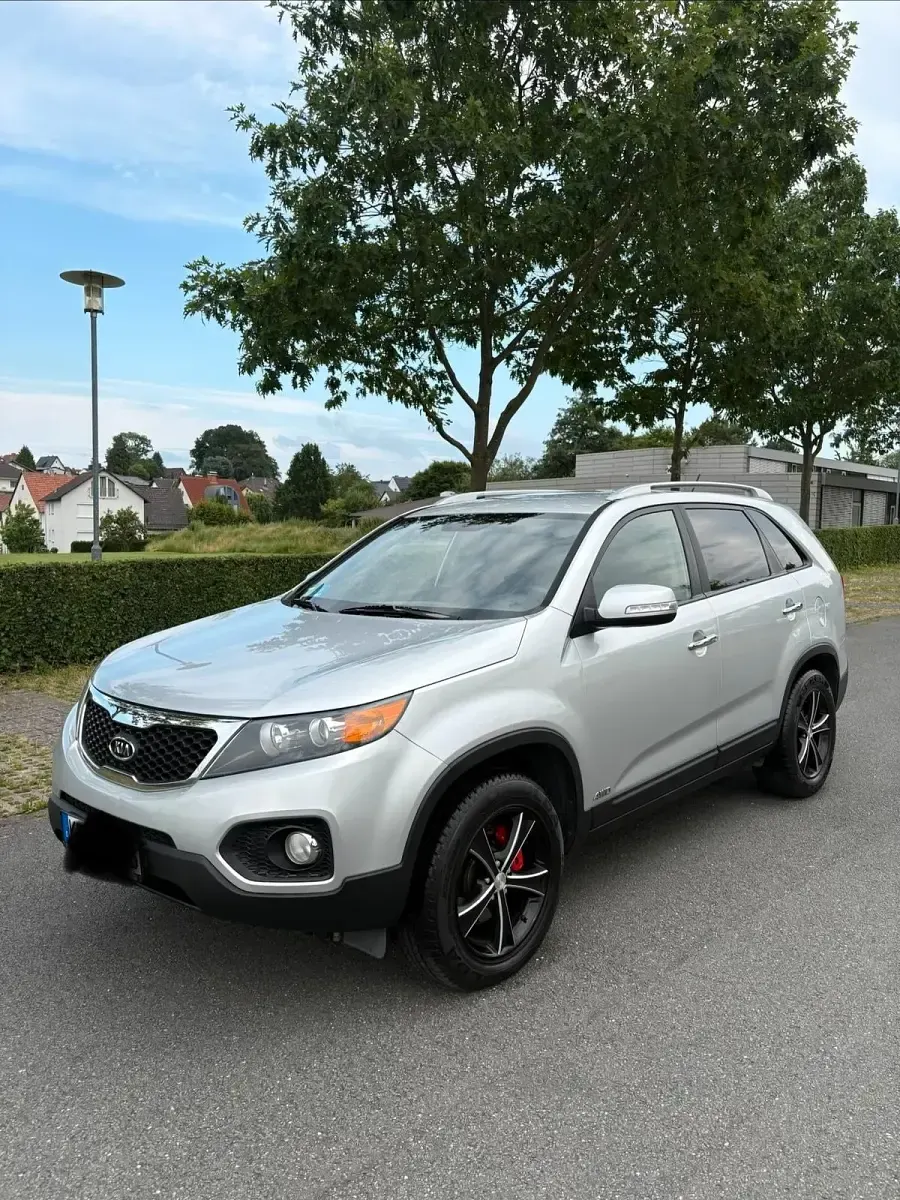 Gebraucht Kia Sorento Attract 197 PS (144 kW) 2009 Silber SUV