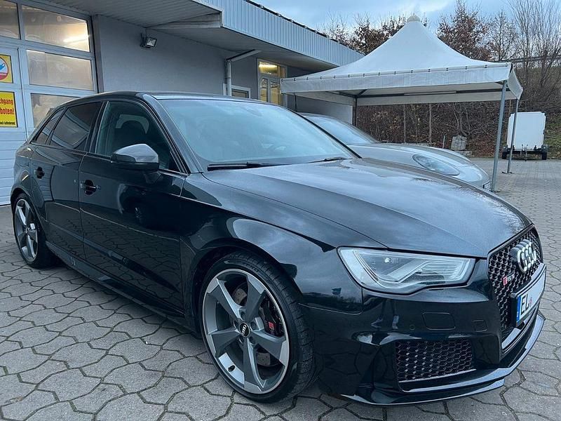 Gebraucht Audi RS3 Ambiente 367 PS (269 kW) 2015 Schwarz Limousine