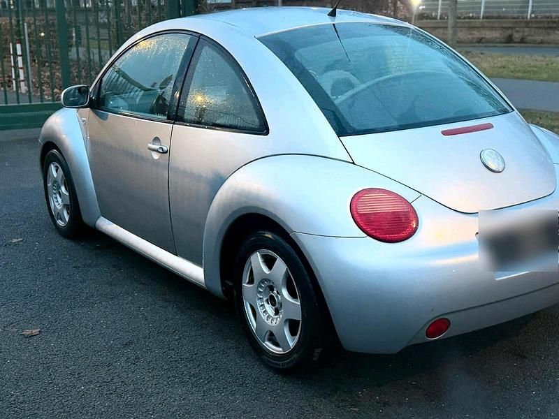 Gebraucht VW New Beetle 116 PS (85 kW) 2000 Silber Kleinwagen
