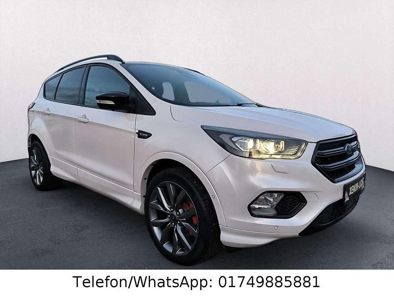 Gebraucht Ford Kuga ST-Line 179 PS (131 kW) 2019 Weiß SUV