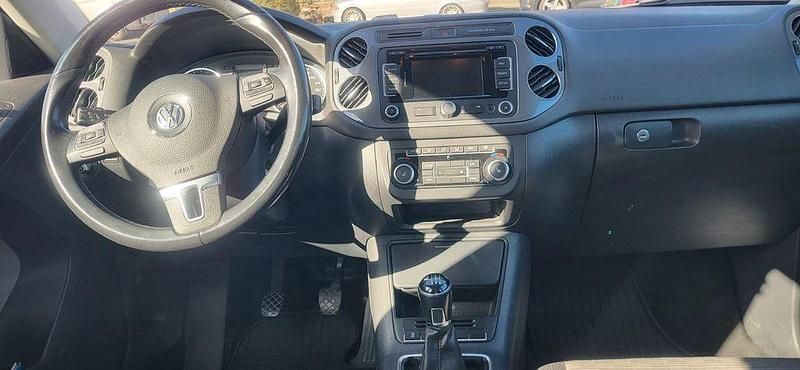 Gebraucht VW Tiguan Style 160 PS (117 kW) 2012 Silber SUV