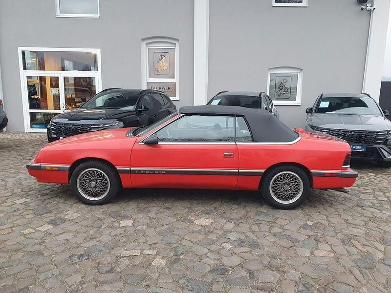 Gebraucht Chrysler Le Baron 147 PS (108 kW) 1990 Rot Cabrio