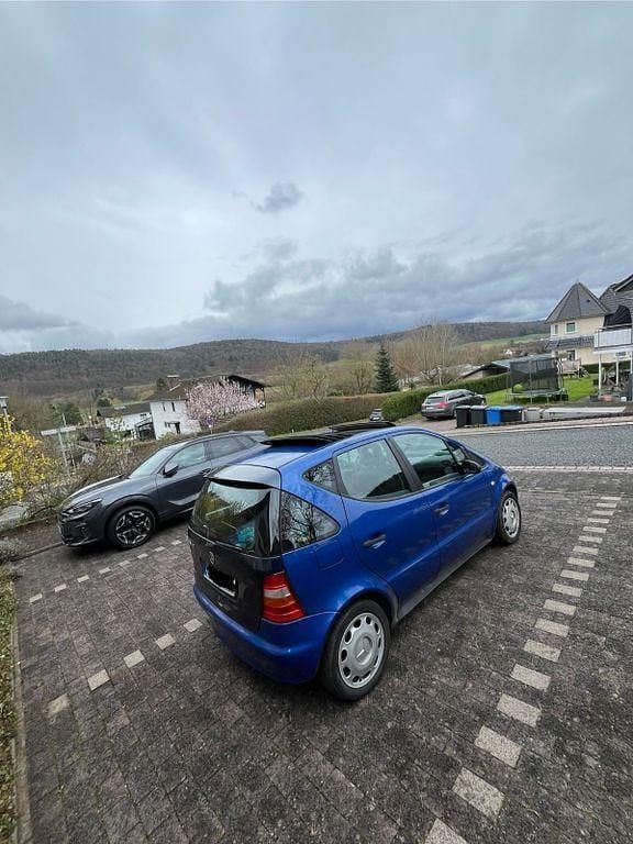 Gebraucht Mercedes A140 Classic 82 PS (60 kW) 2001 Blau Van / Kleinbus