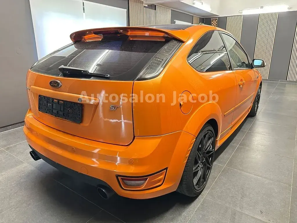 Gebraucht Ford Focus ST 226 PS (166 kW) 2006 Orange Limousine