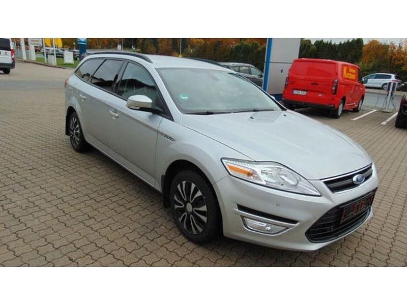 Gebraucht Ford Mondeo Trend 120 PS (88 kW) 2013 Silber Kombi